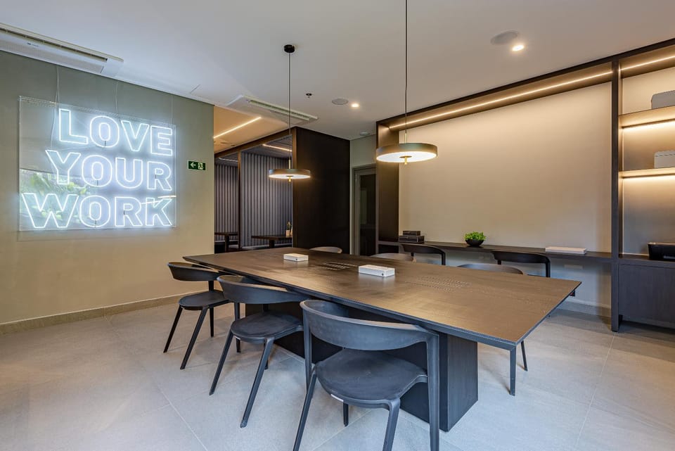 Meeting/conference room
