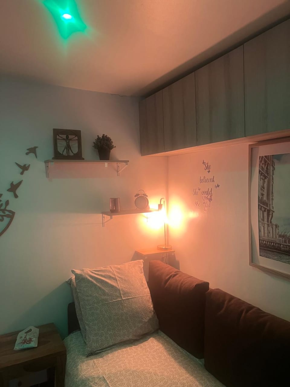 Bed setting room in Galeries Lafayette street Apartment in Paris