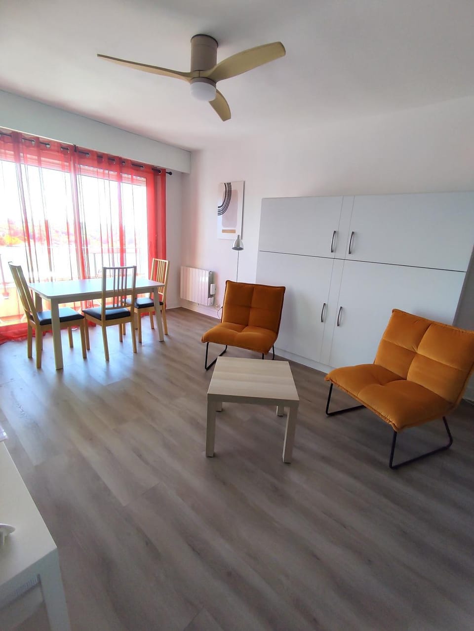 Living room, Seating area, Dining area
