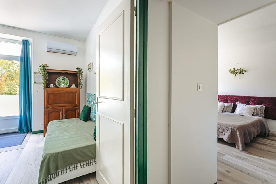 Living room, Bedroom