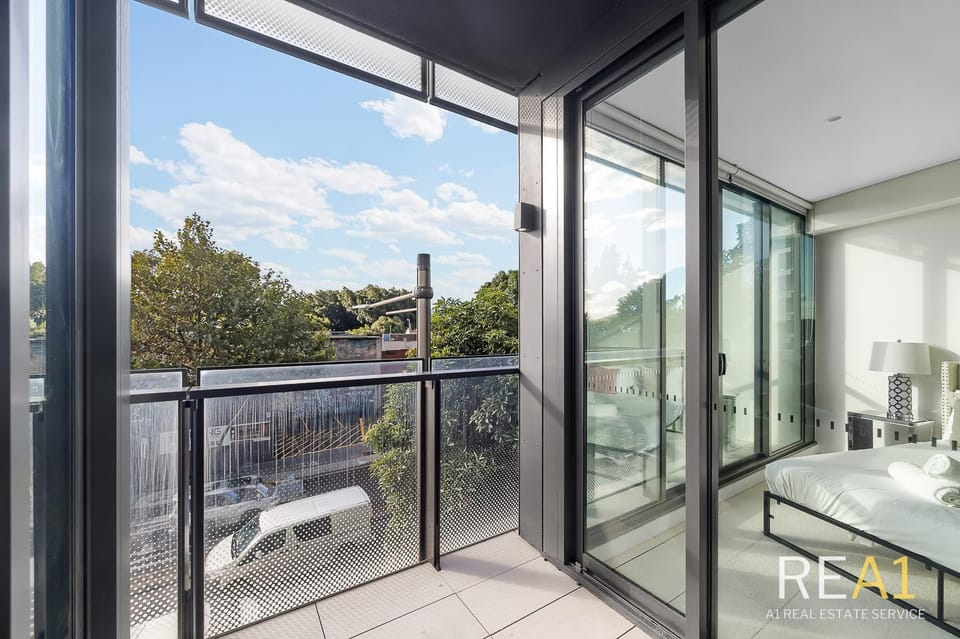 Green Square 2BR Station, Woolworths Parking Apartment in Sydney