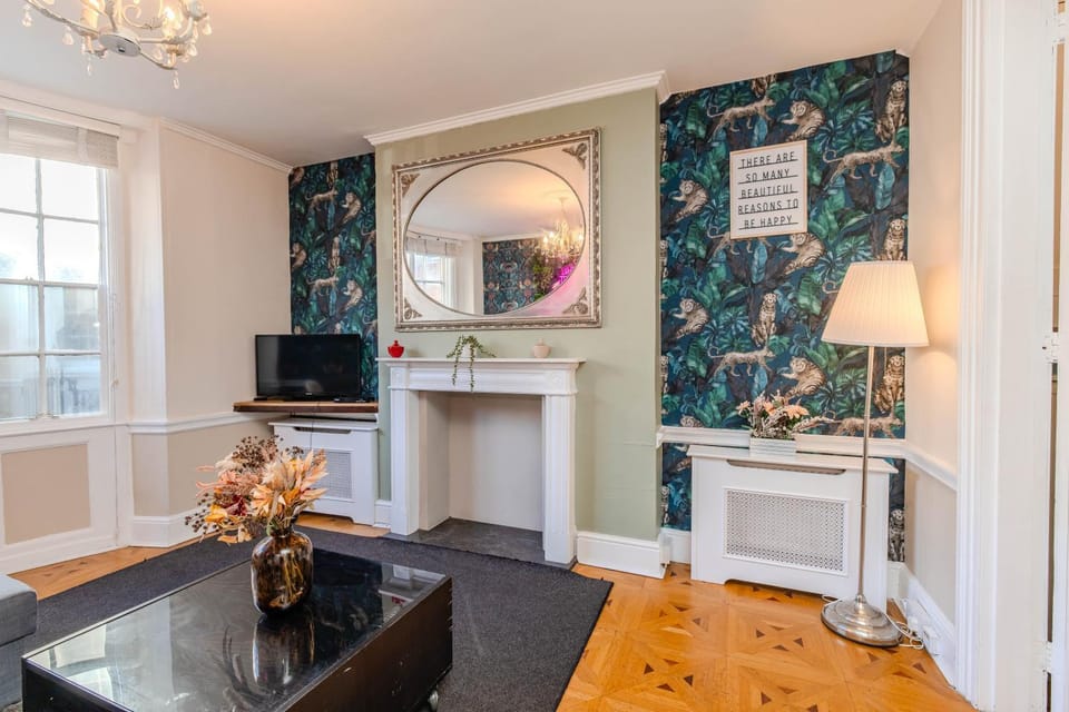 Charles Street Retreat l Blissful Stay for Unforgettable Memories Apartment in Brighton