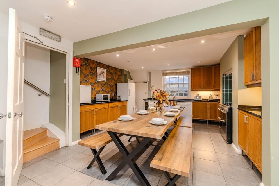 Charles Street Retreat l Blissful Stay for Unforgettable Memories Apartment in Brighton