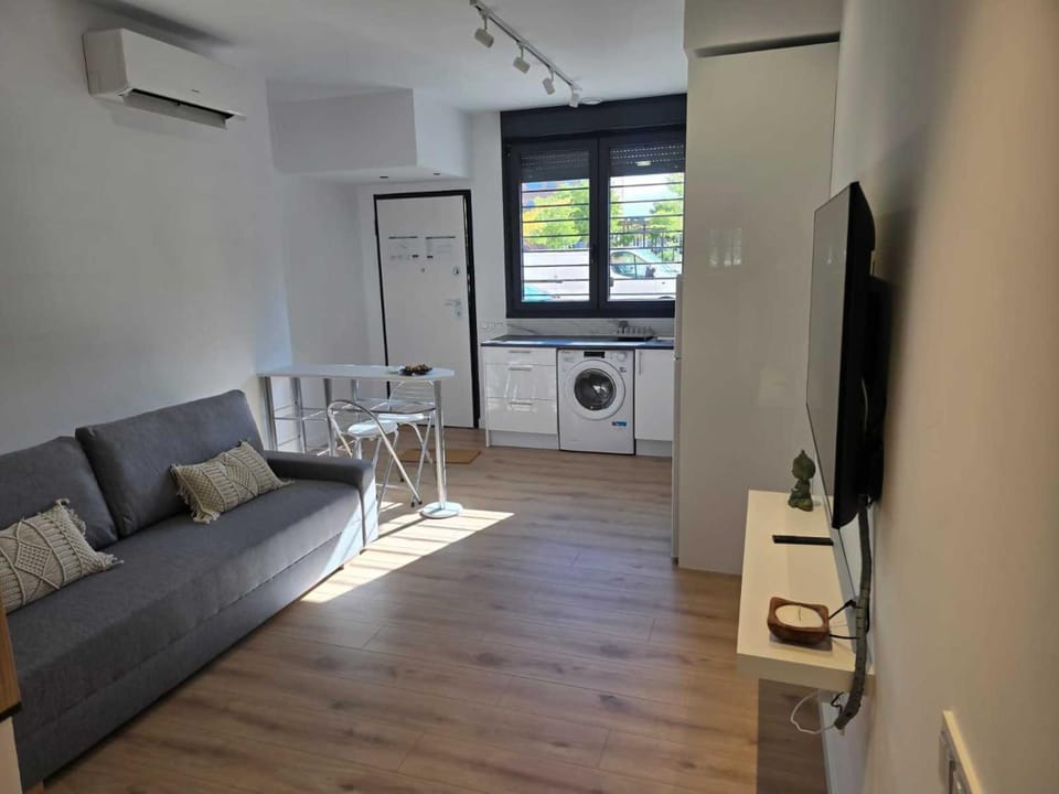 Living room, air conditioner