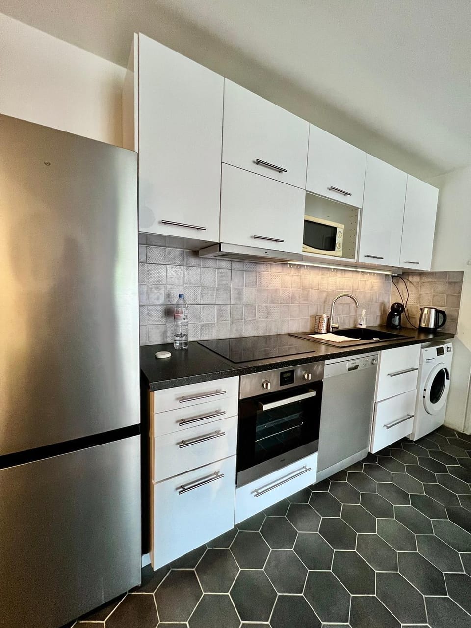 Modern apartment with balcony Apartment in Suresnes