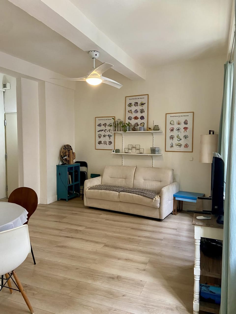Seating area