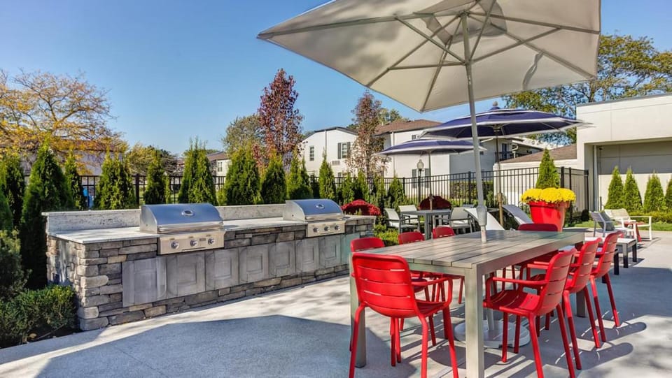 Landing at The Residences at Arlington Heights - 1 Bedroom in Downtown Arlington Heights Apartment in Arlington Heights