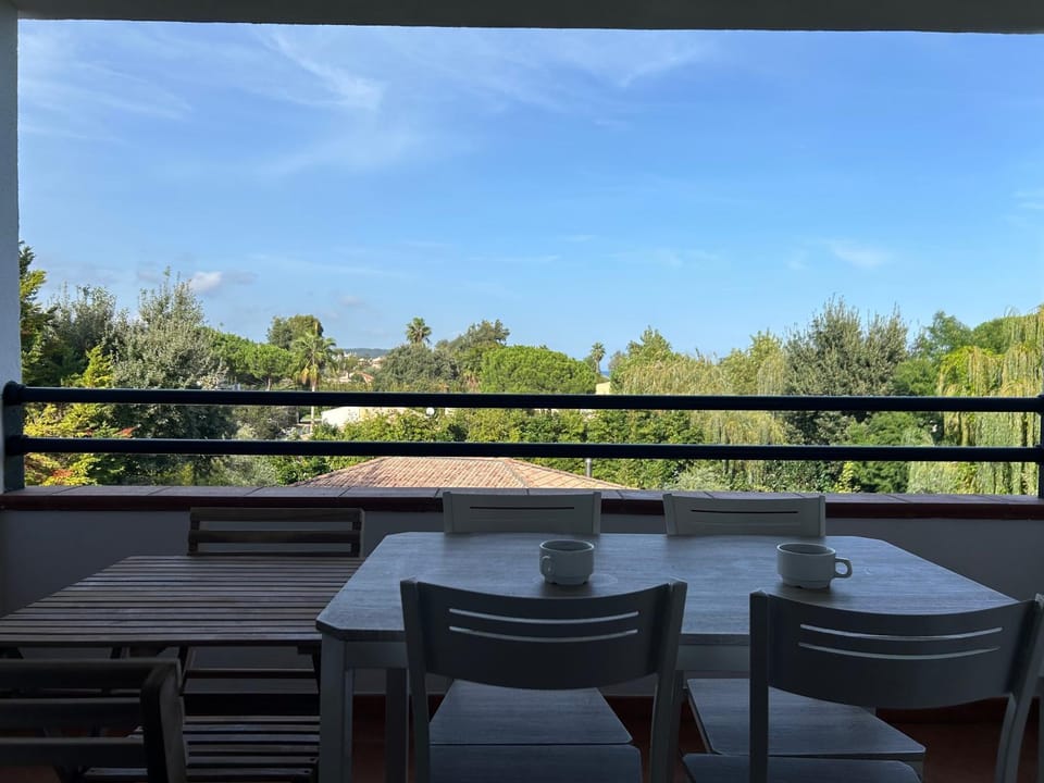 View (from property/room), Balcony/Terrace