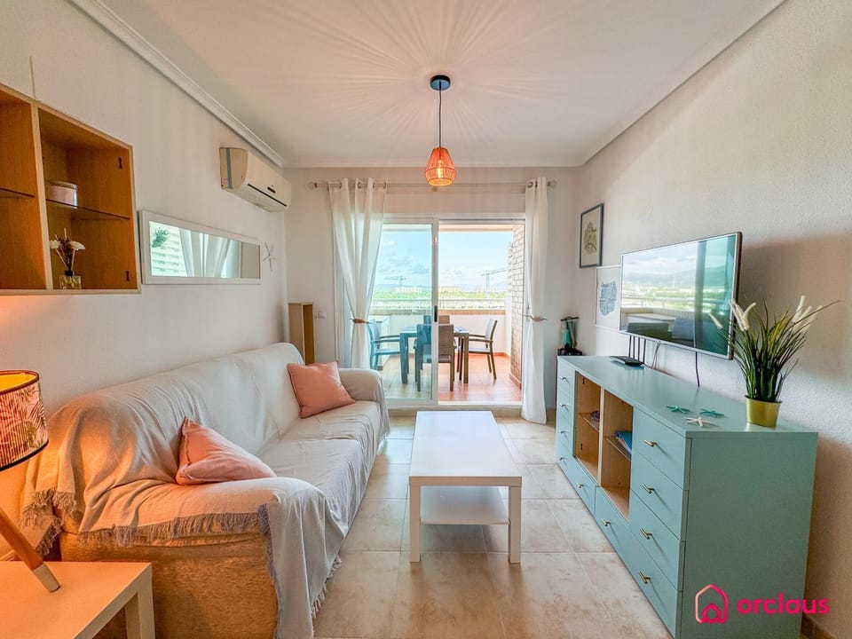 TV and multimedia, Living room, air conditioner