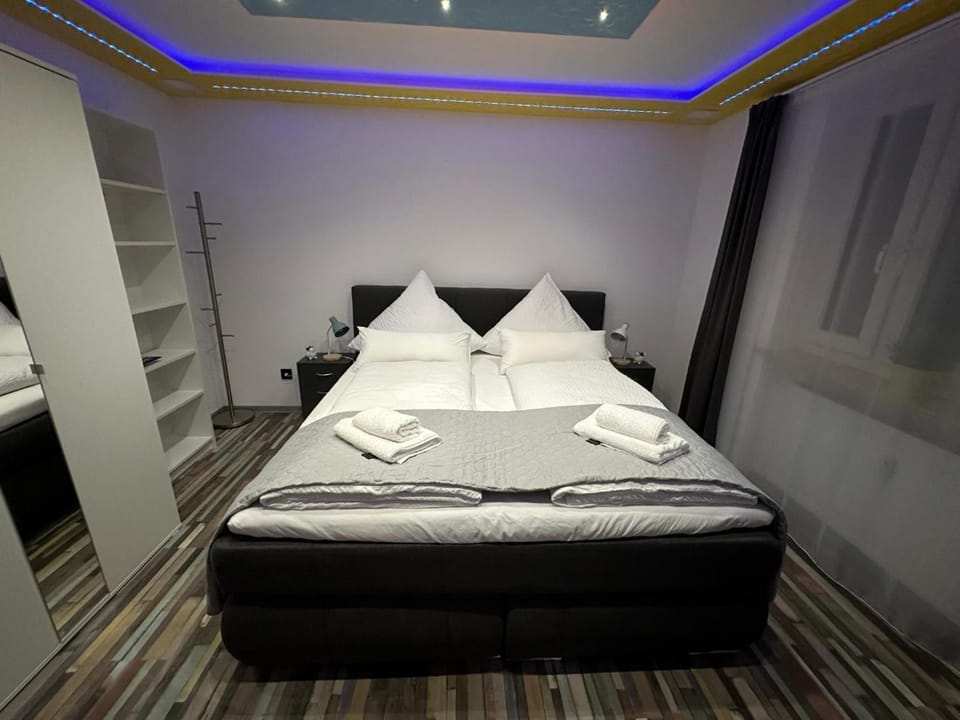 Living room, Bedroom