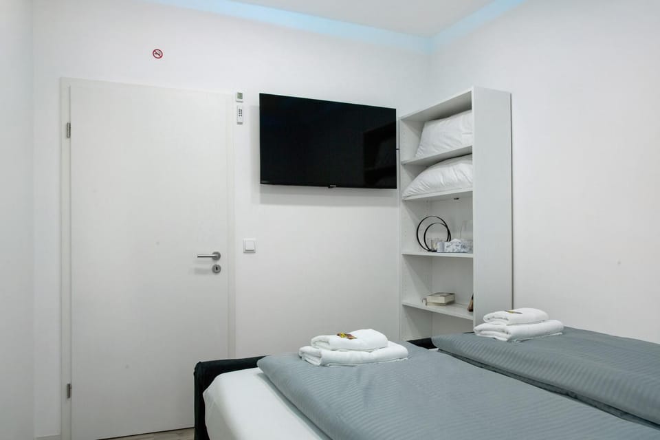 Property building, Living room, Bedroom