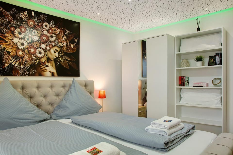 Living room, Bedroom