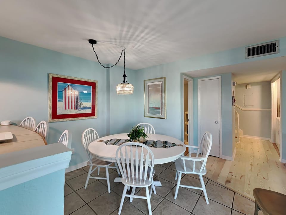 Boardwalk Townhomes #17A Apartment in Pensacola Beach
