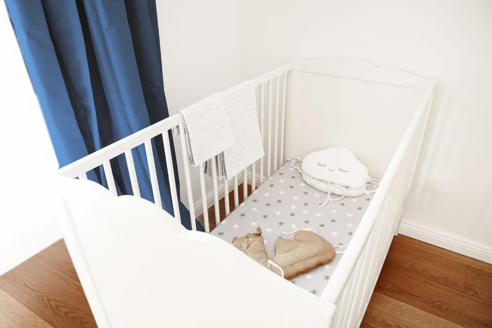 Bed, Photo of the whole room, Bedroom, cot