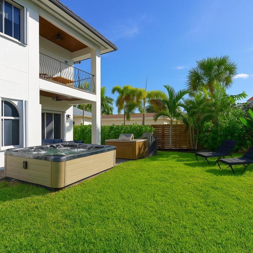 Casa Olympus Fort Lauderdale - Walk to the Beach! House in Fort Lauderdale