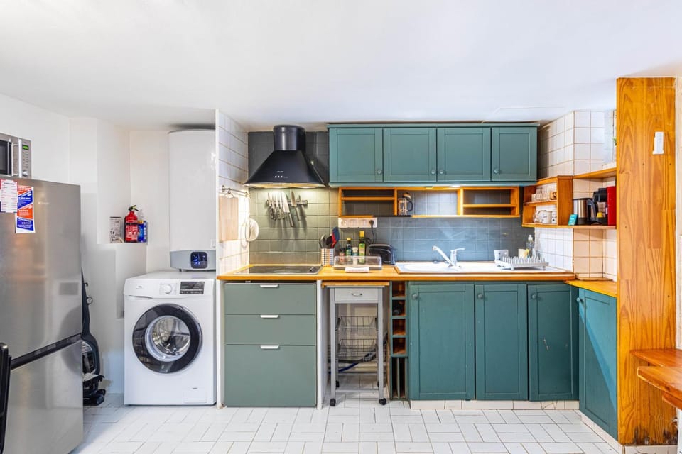 GuestReady - Elegant Comfort Near the Metro Apartment in Paris
