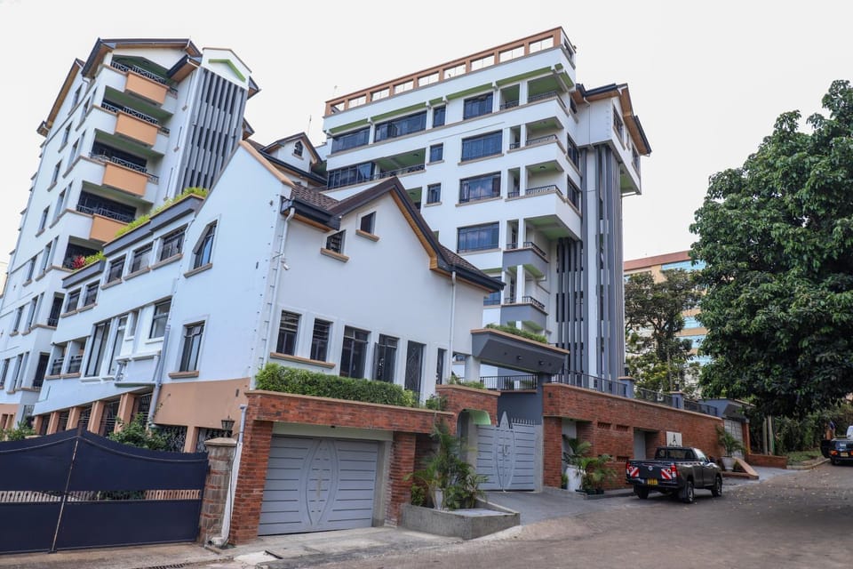 Property building, Street view
