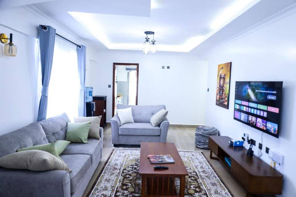 Communal lounge/ TV room, TV and multimedia, Living room, Seating area, Evening entertainment