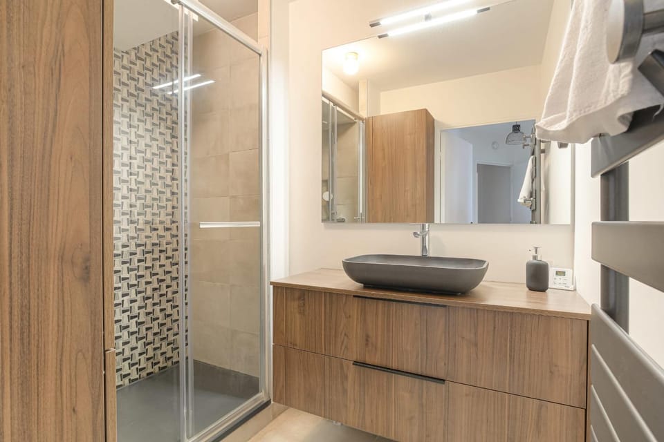 Charmant et Chaleureux proche Tête d'Or avec clim Apartment in Villeurbanne