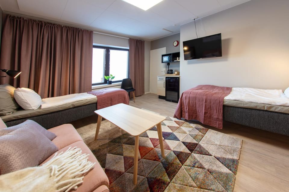 Bed, TV and multimedia, Photo of the whole room