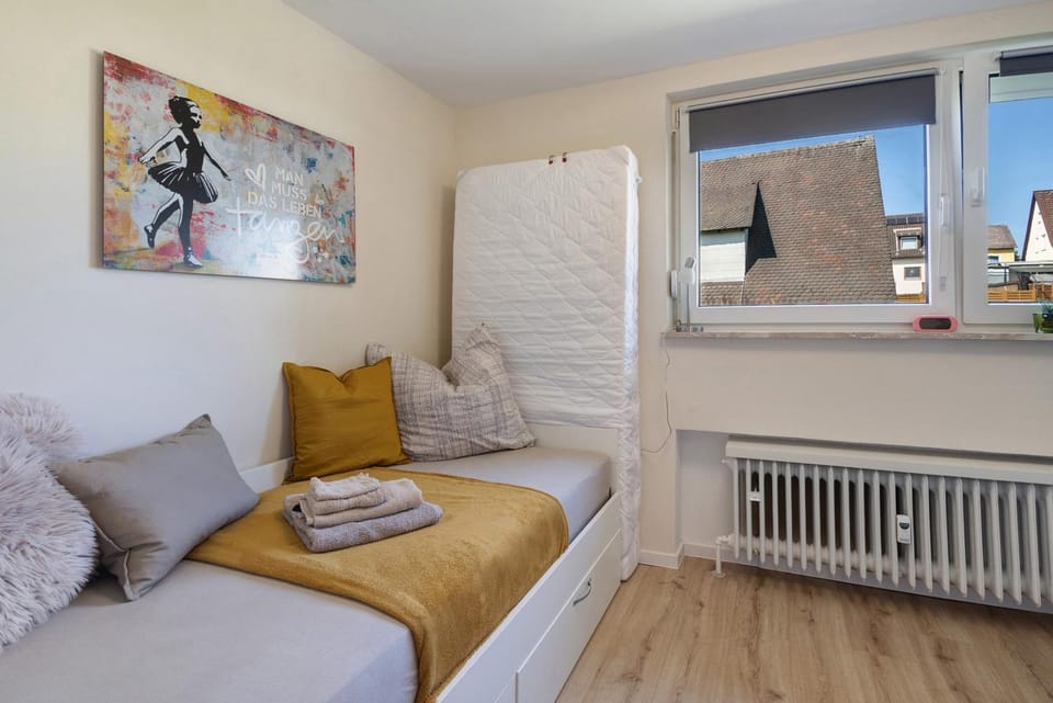 Living room, Bedroom