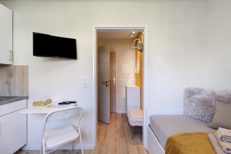 Property building, Living room, Bedroom