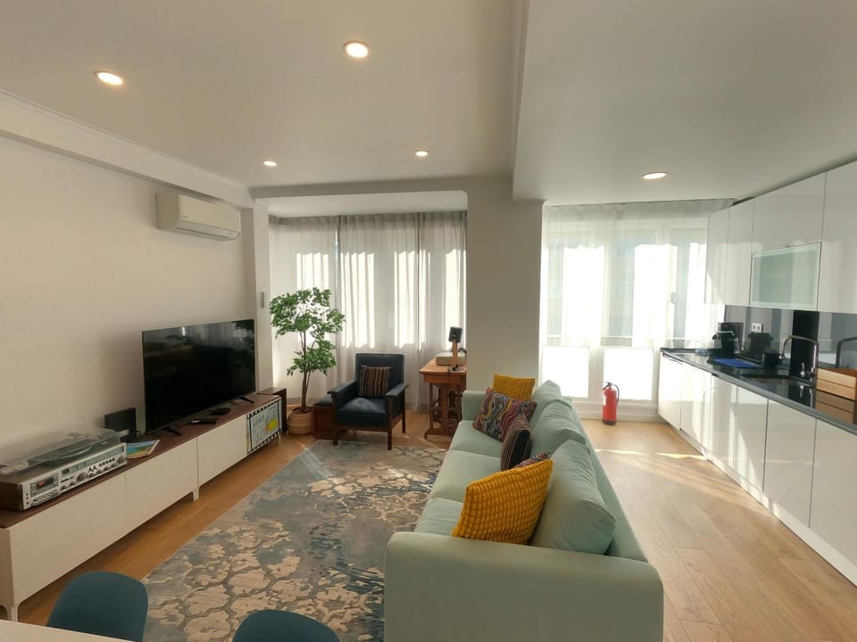 Communal lounge/ TV room, Living room