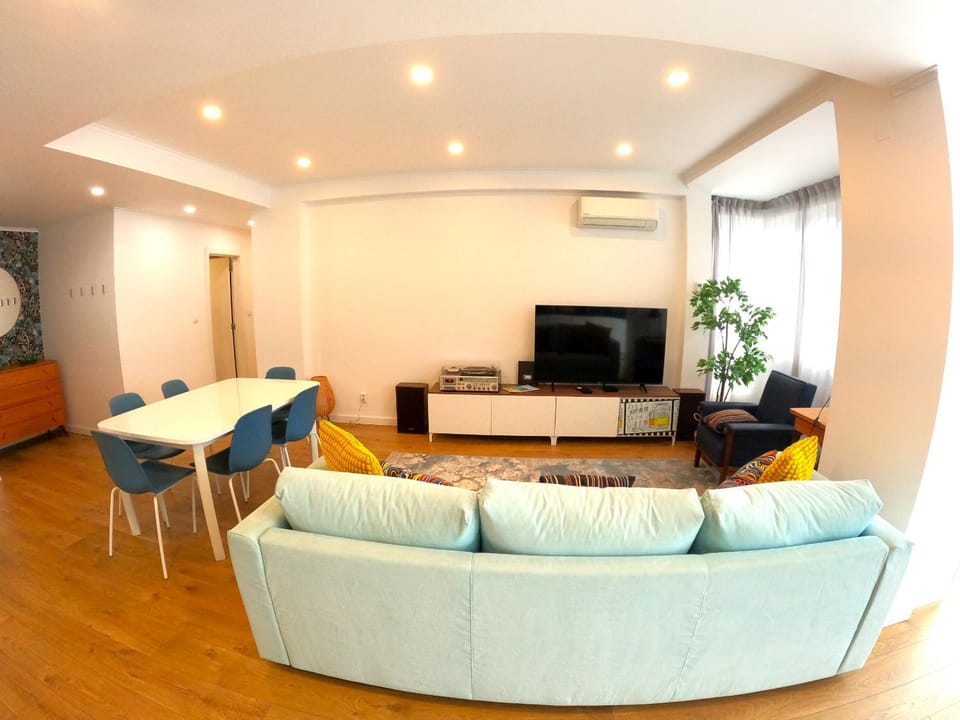 Communal lounge/ TV room, Living room