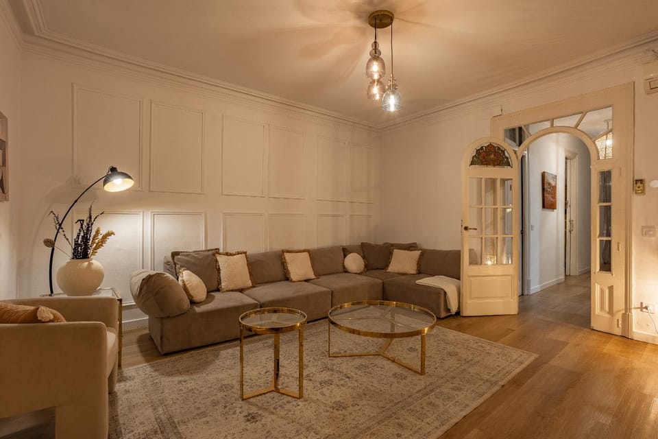 Communal lounge/ TV room, Living room