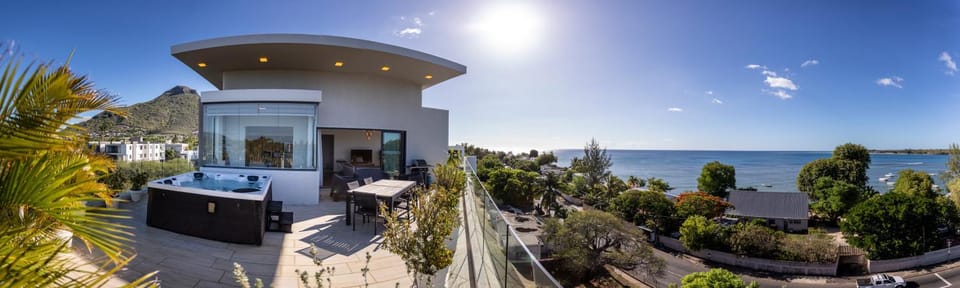 Property building, Sea view
