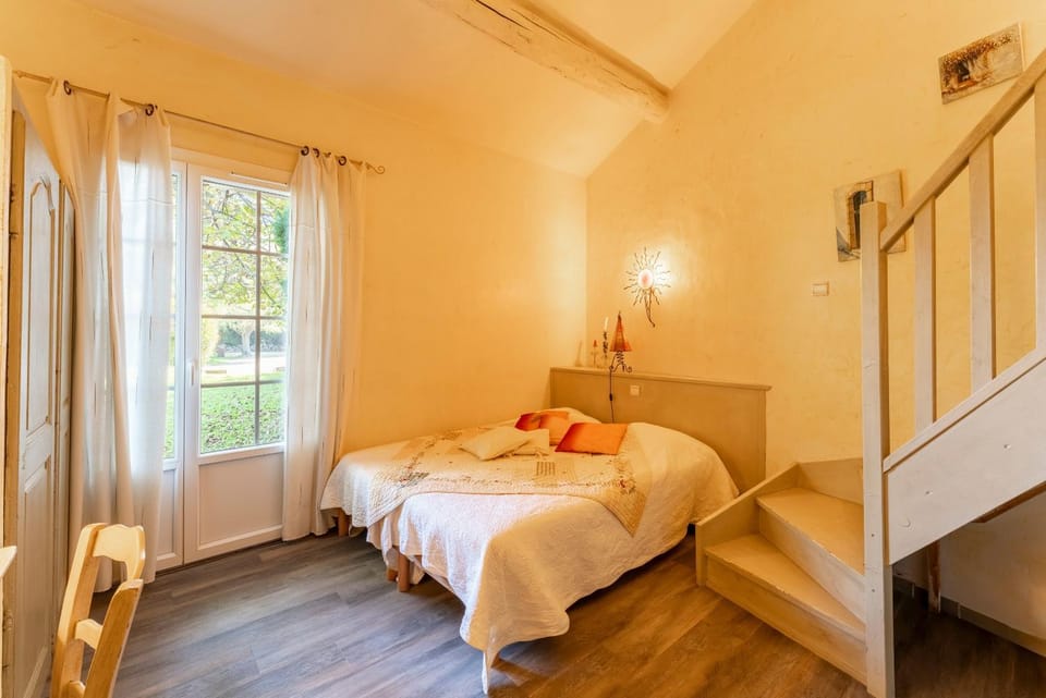 Property building, Living room, Bedroom