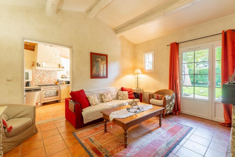 La Rivière Country House in Le Thor