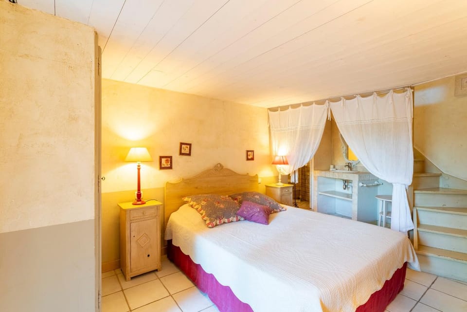 Property building, Living room, Bedroom