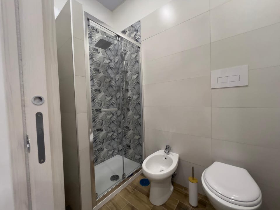 Bathroom, bidet