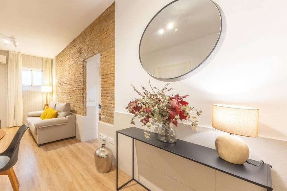 Salado Oasis Suite by Valcambre Apartment in Seville