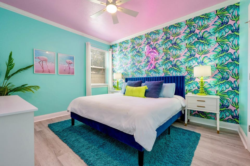 Bed, Bedroom