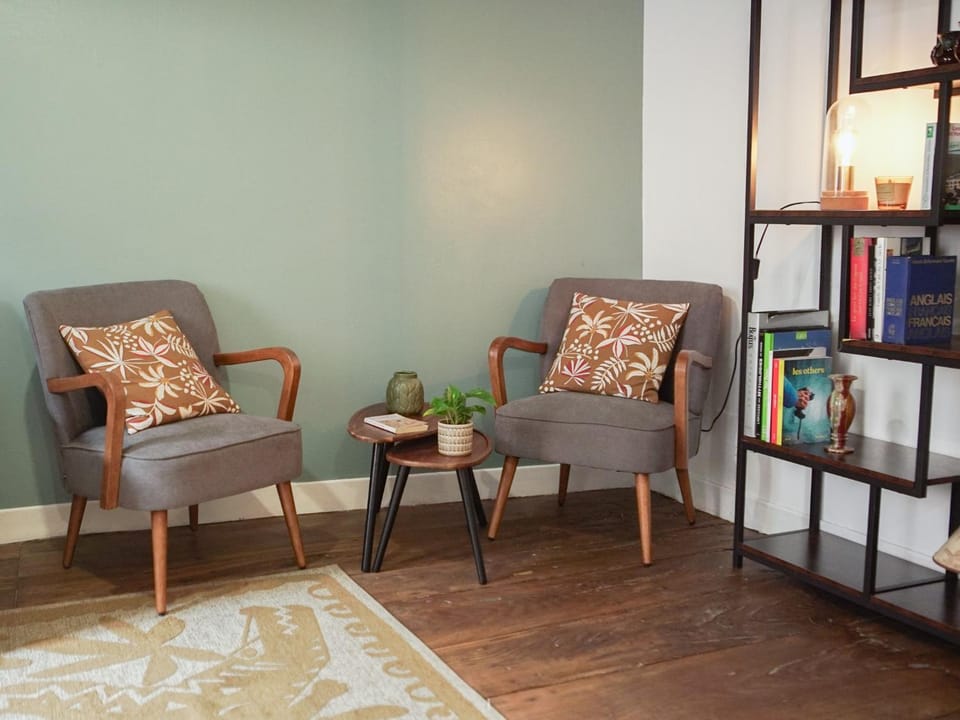 Seating area