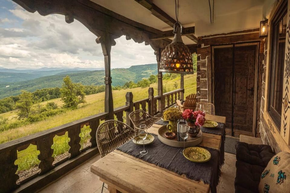Nooks by AdyBeca - Forest Nook House in Romania