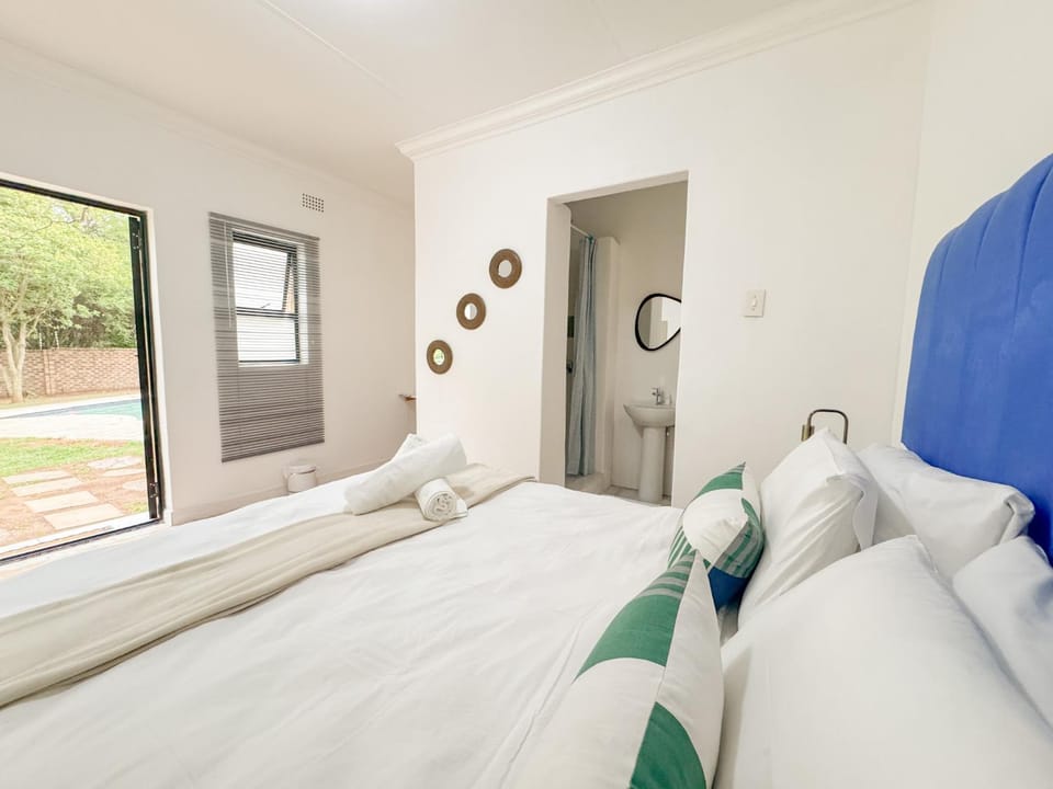 Murphy n Dee's Place Bed and Breakfast in Sandton