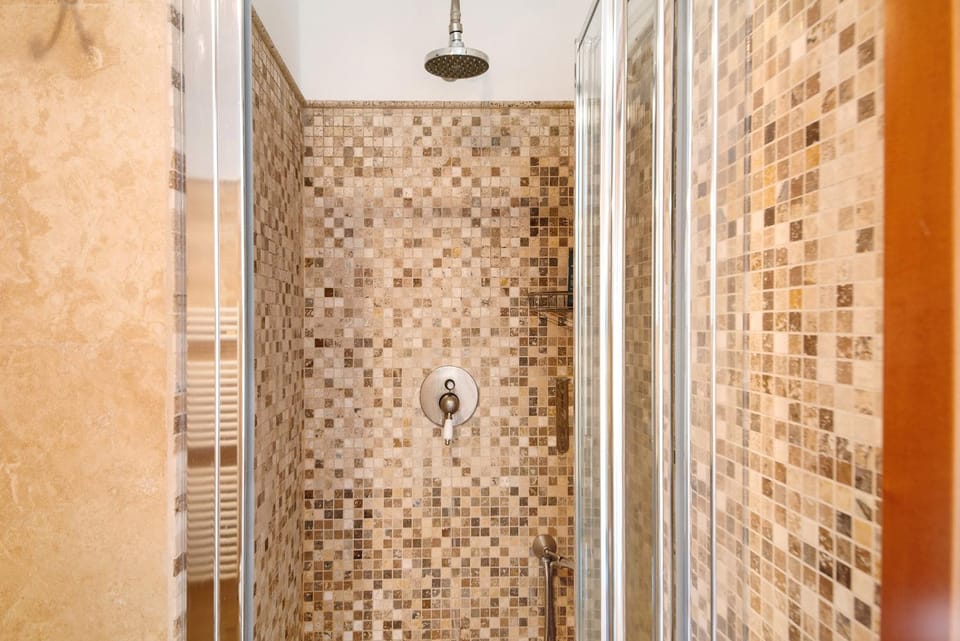 Bathroom, Living room