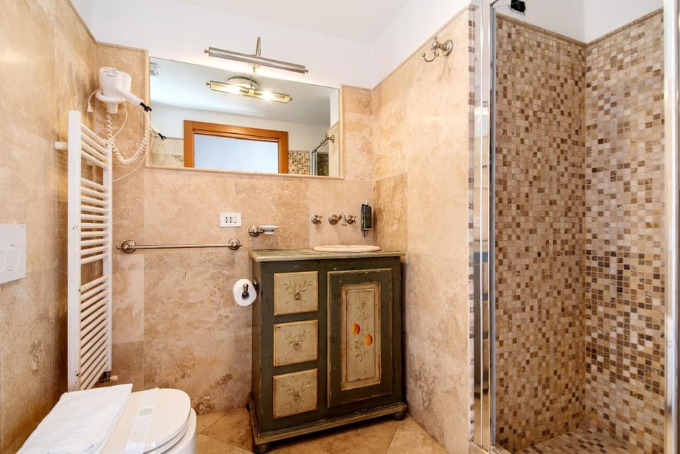 Bathroom, Living room