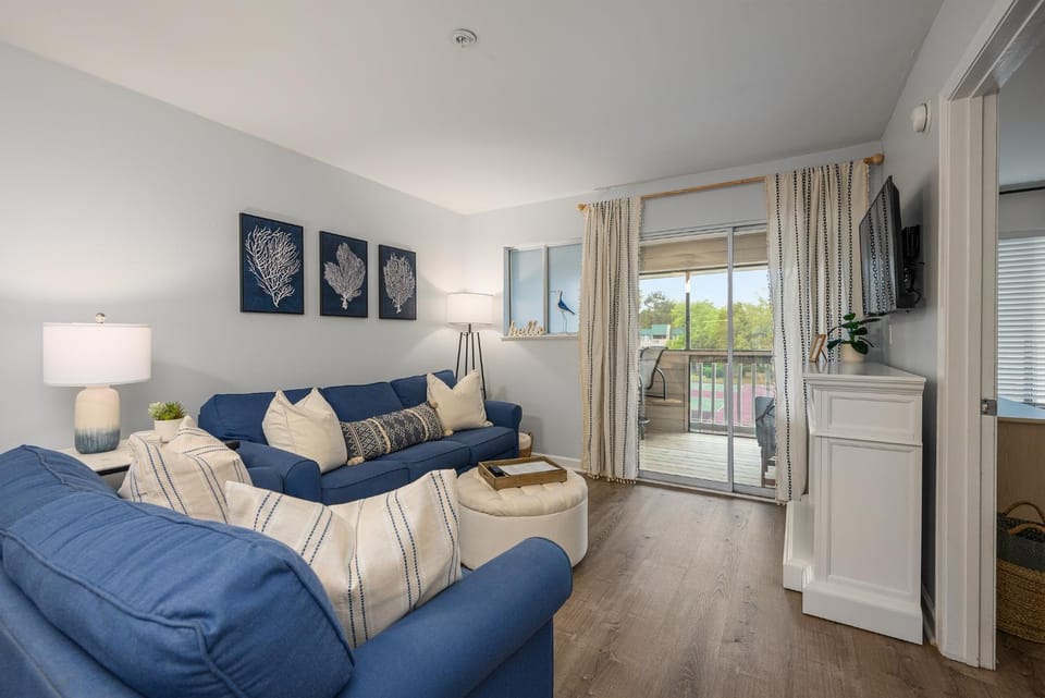 The Beachwalker ISLAND RETREAT House in Hilton Head Island