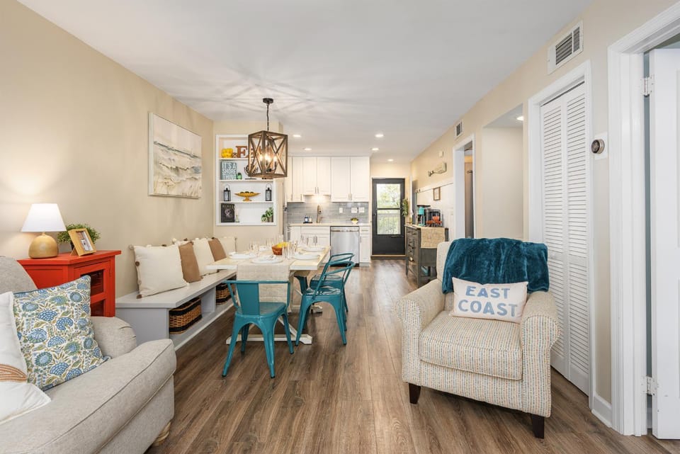 The Islander- Luxurious Island Oasis Apartment in Hilton Head Island