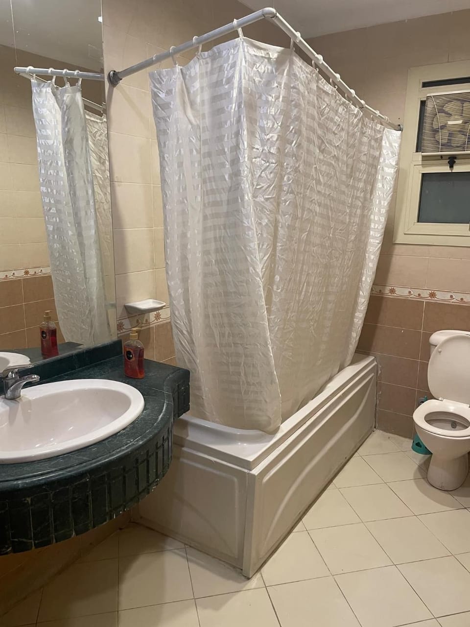 Shower, Toilet, Bathroom, Bath