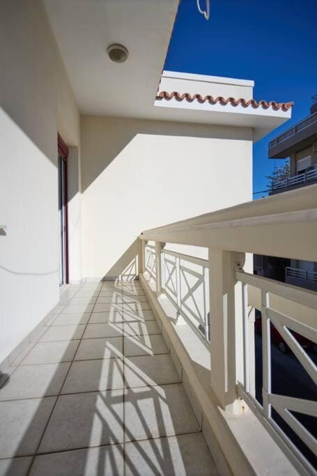 Kostas' House on the Port House in Decentralized Administration of the Aegean