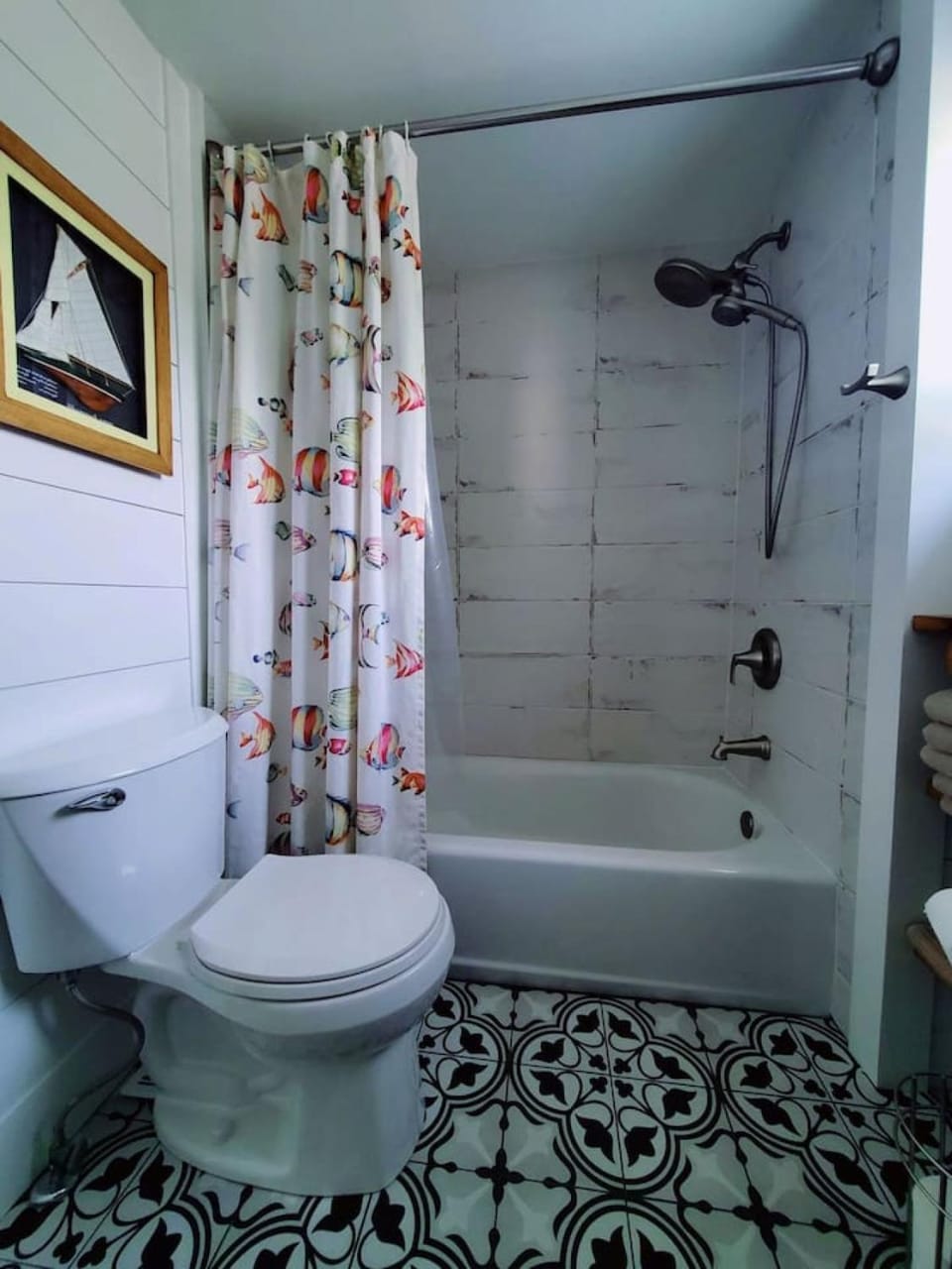 Pet friendly minutes to beach House in Rio Grande