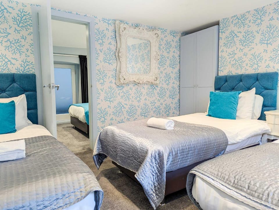 Darling By The Sea - by Brighton Holiday Lets House in Brighton