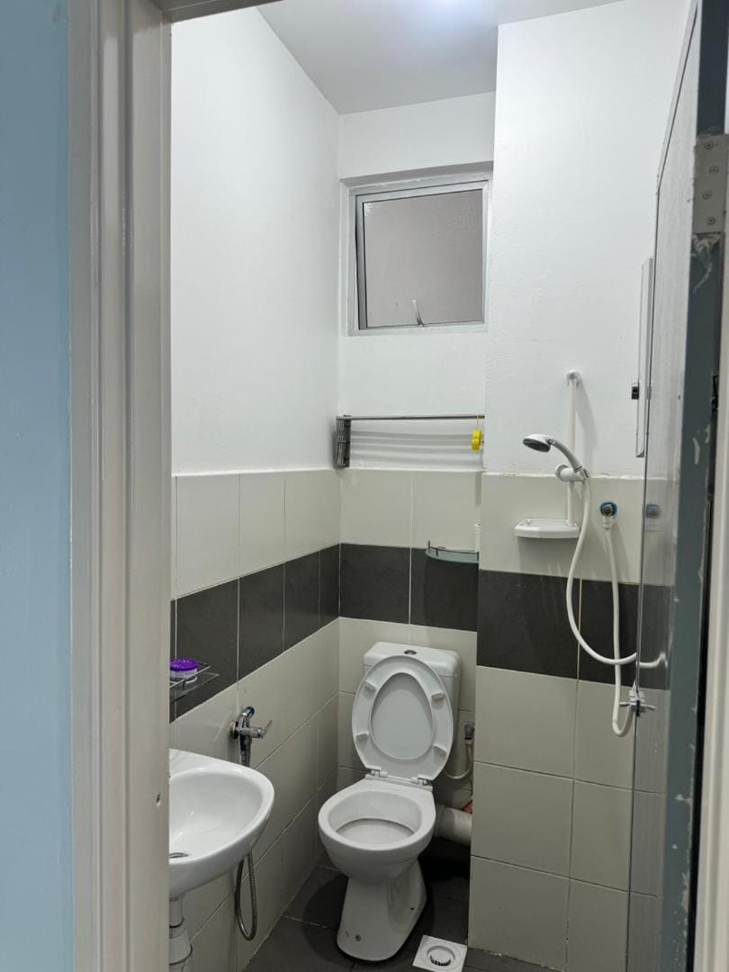 AYAAN Gaming Hub Homestay- Xperience free Ps4 gaming & Netflix Apartment in Tanah Rata