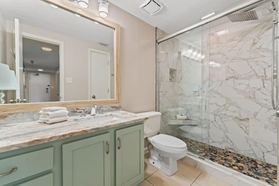 Romar Place 305 Apartment in Orange Beach