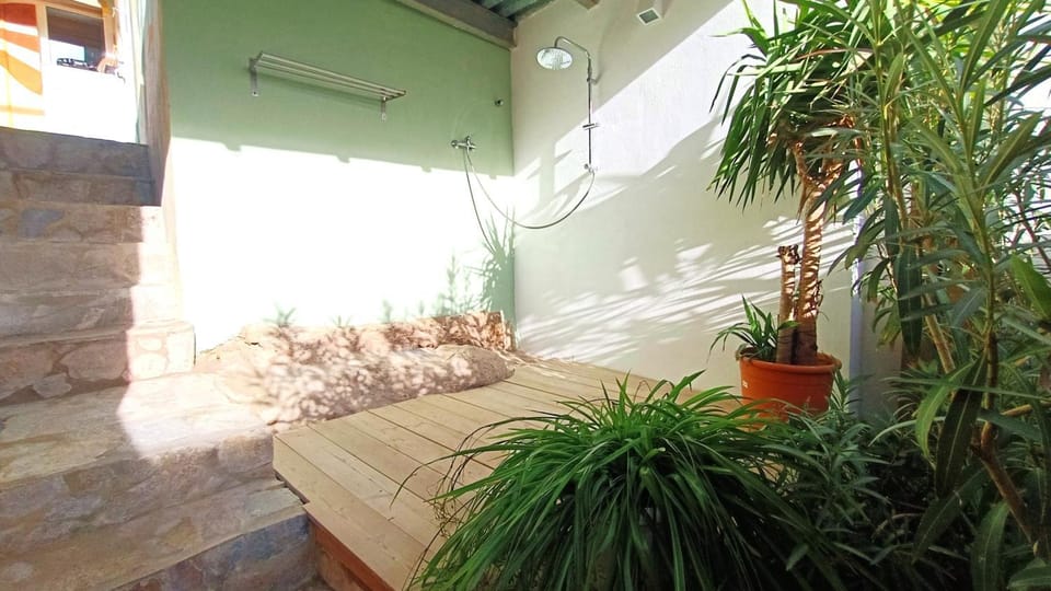 Shower, Patio, Day, Garden